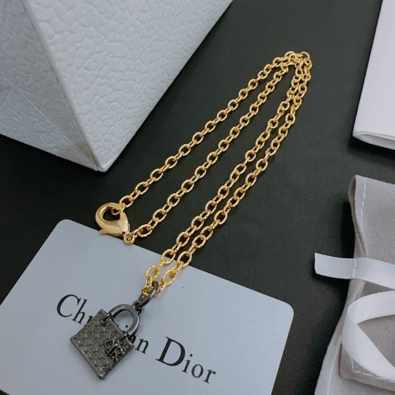 chr1st1an D10r necklaces